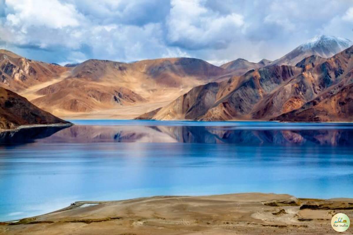 Thrilling Leh, Ladakh and Pangong Lake Tour Package (6 Nights-7 Days)