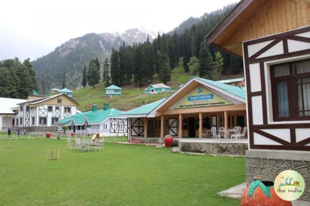 Srinagar Sonamarg Tour Package (4 Nights-5 Days)