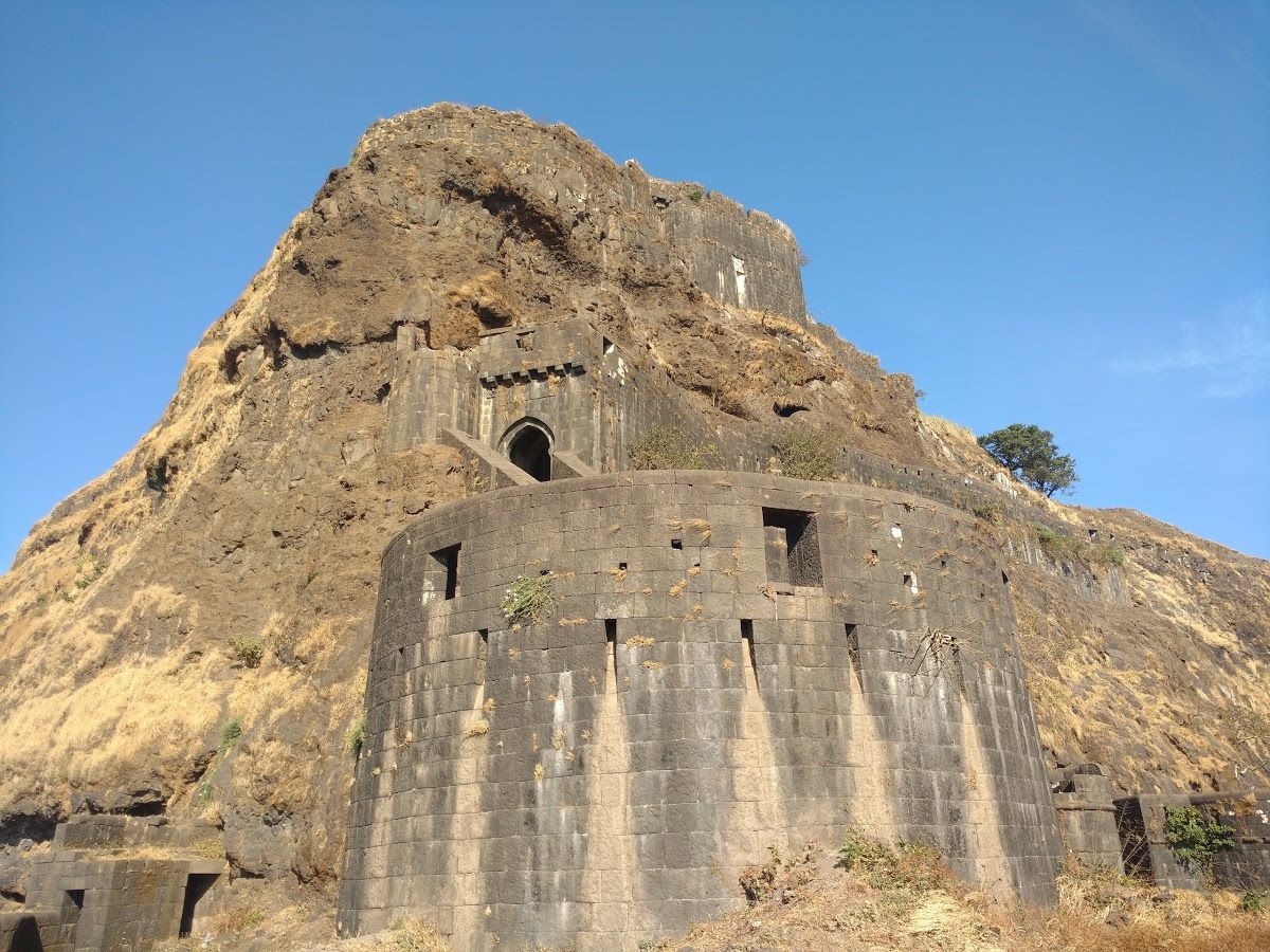 Lohagad Fort Pune