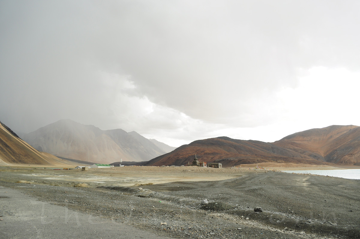 Pangong Tso (Pangong Lake) Leh