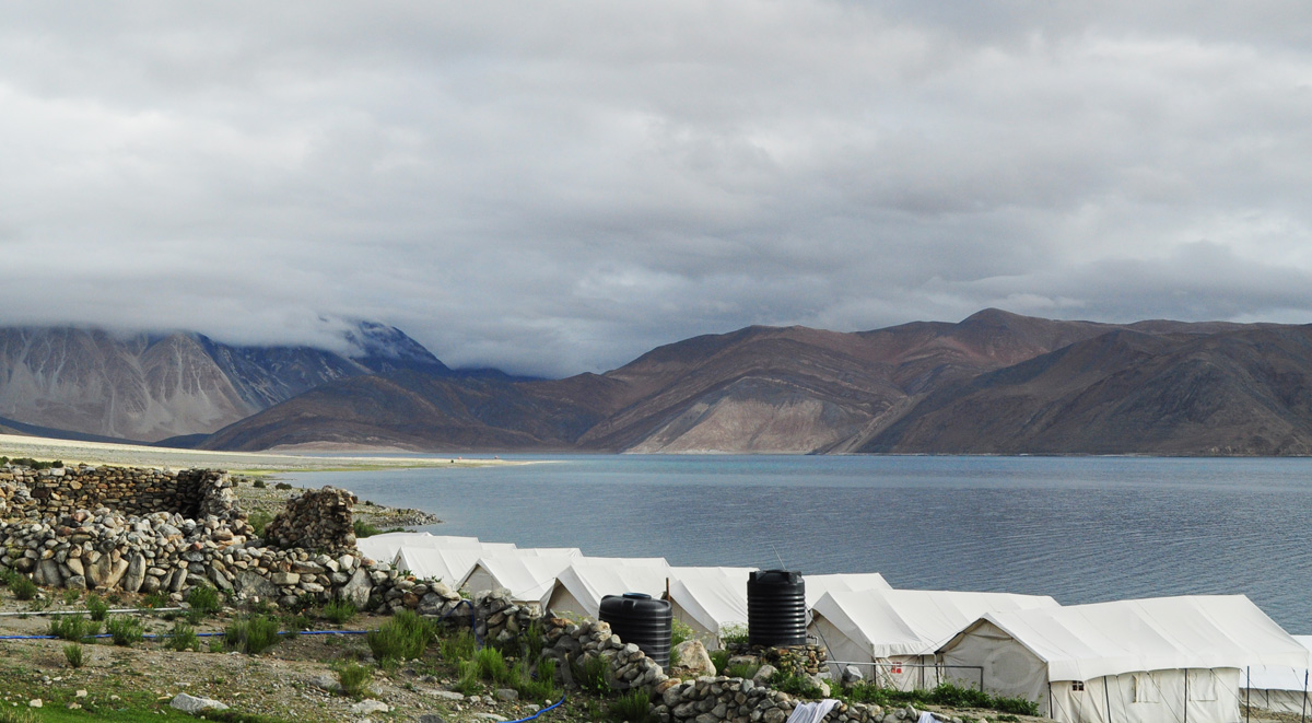 Pangong Tso (Pangong Lake) Leh