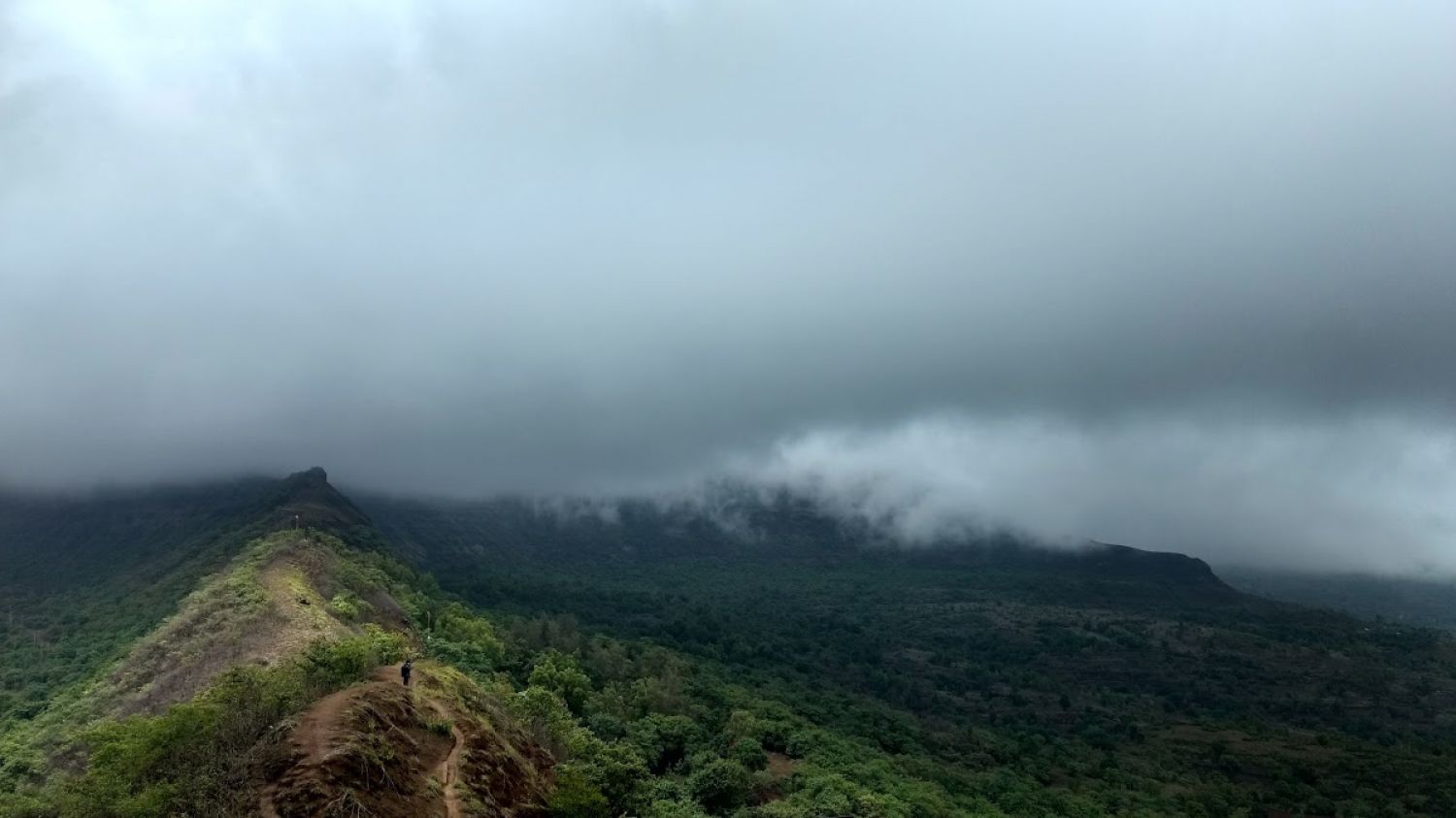 Tikona Fort Pune