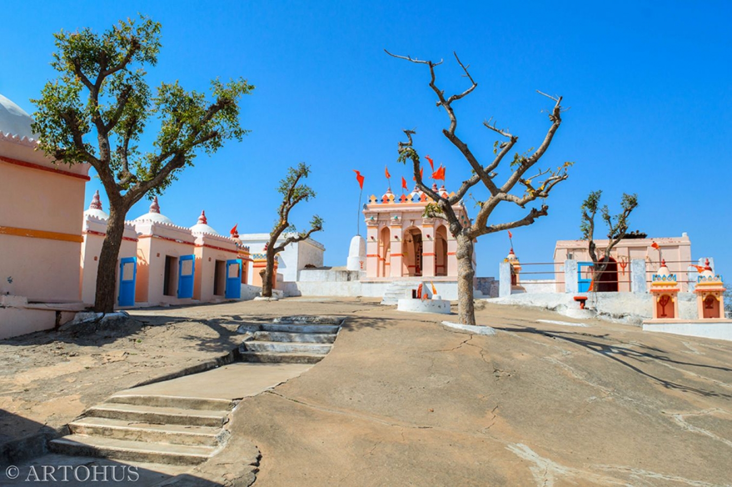 Dhinodhar