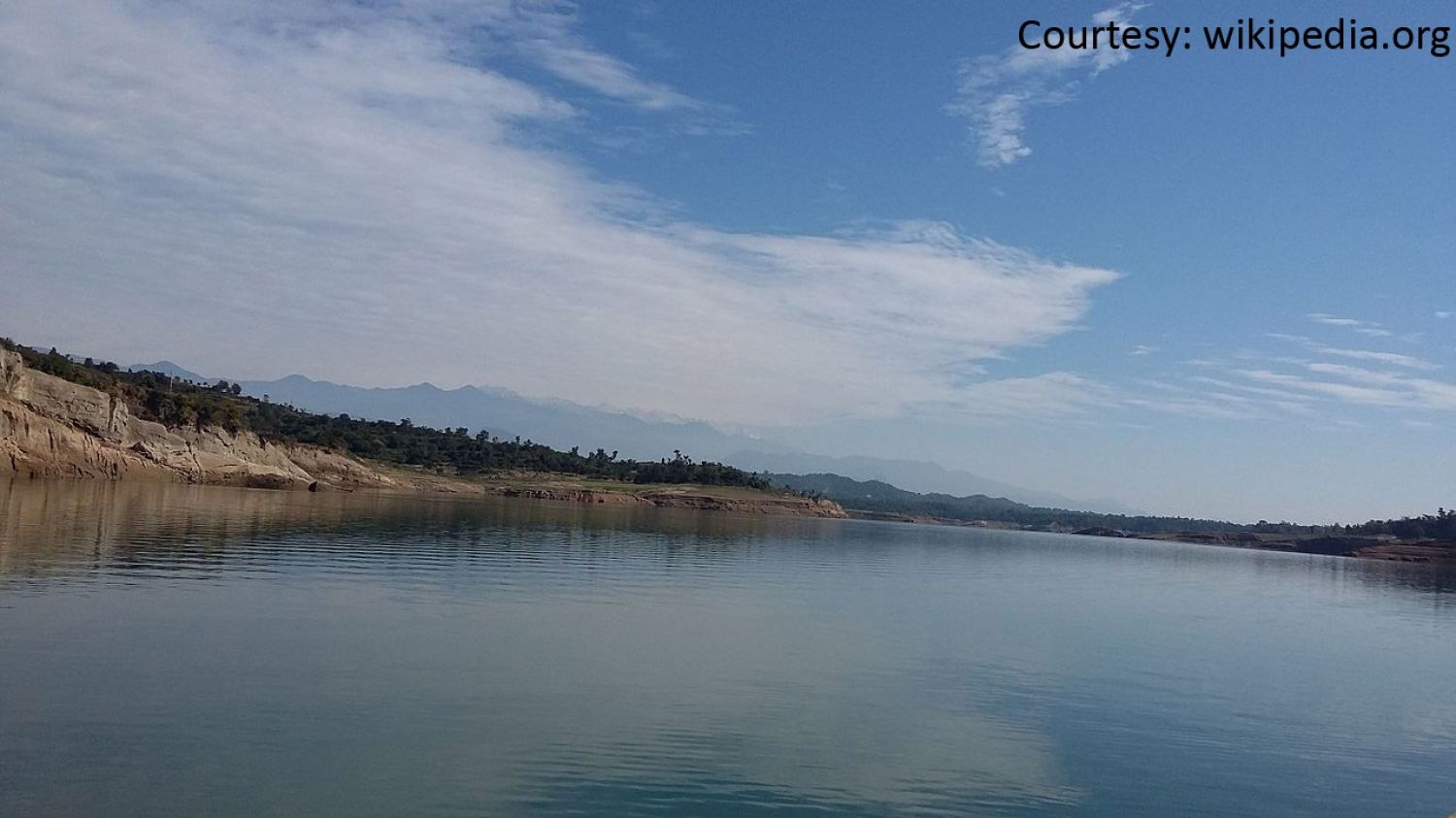 Ranjit Sagar Dam Lake