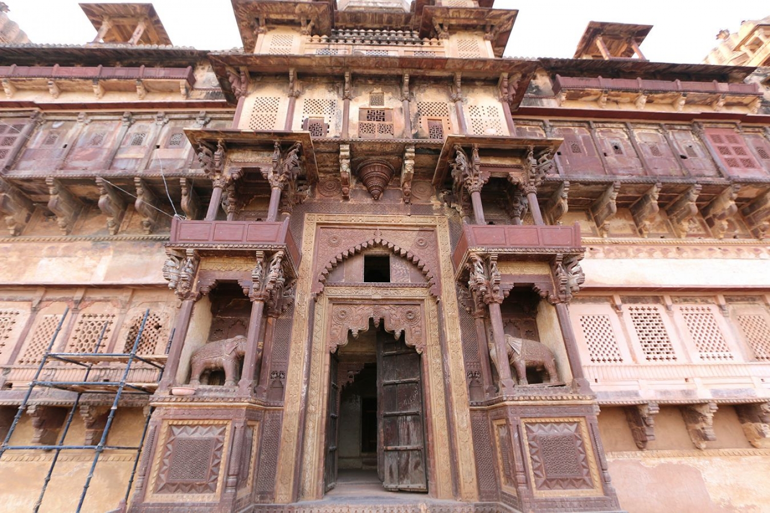 Orchha Fort Complex