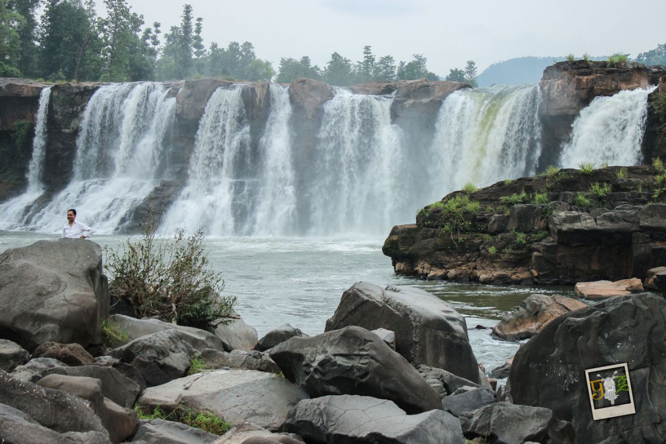 Gira Falls Saputara