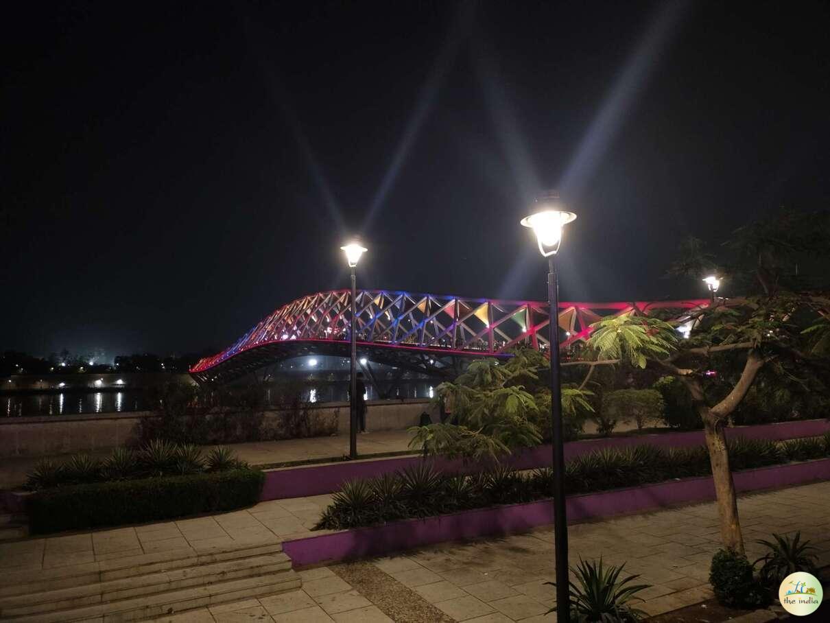 Atal Foot Over Bridge Ahmedabad