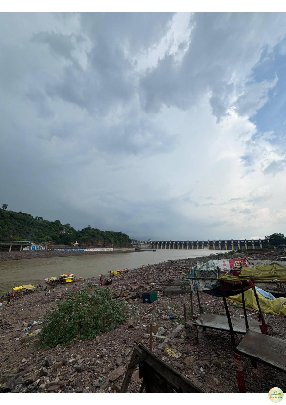 Shri Omkareshwar Jyotirlinga Temple Indore