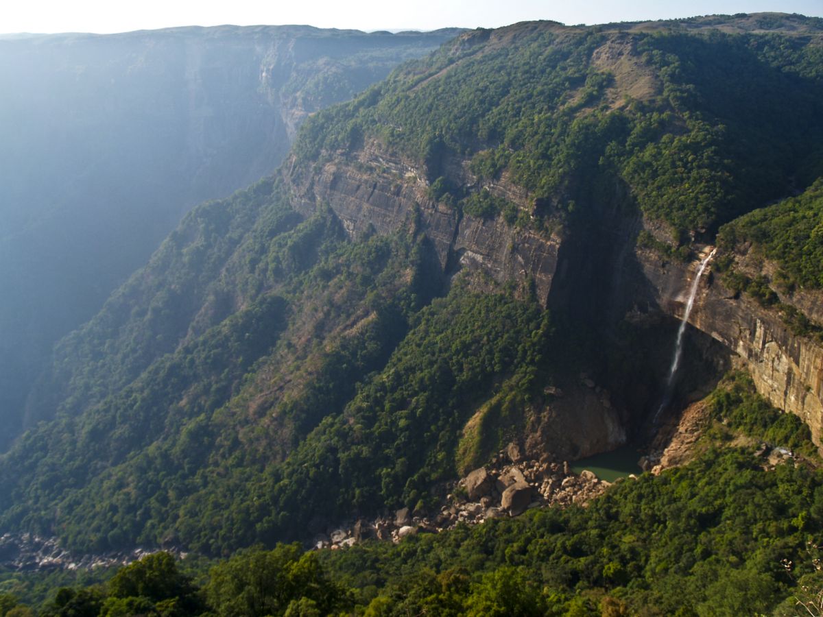 Nohkalikai Fall Cherrapunji (Sohra)