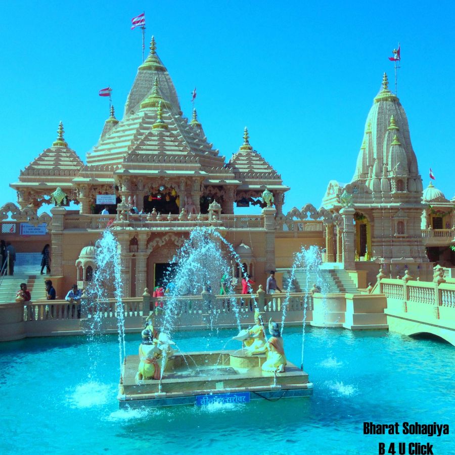 Nilkanth Dham Poicha Swaminarayan Temple Vadodara