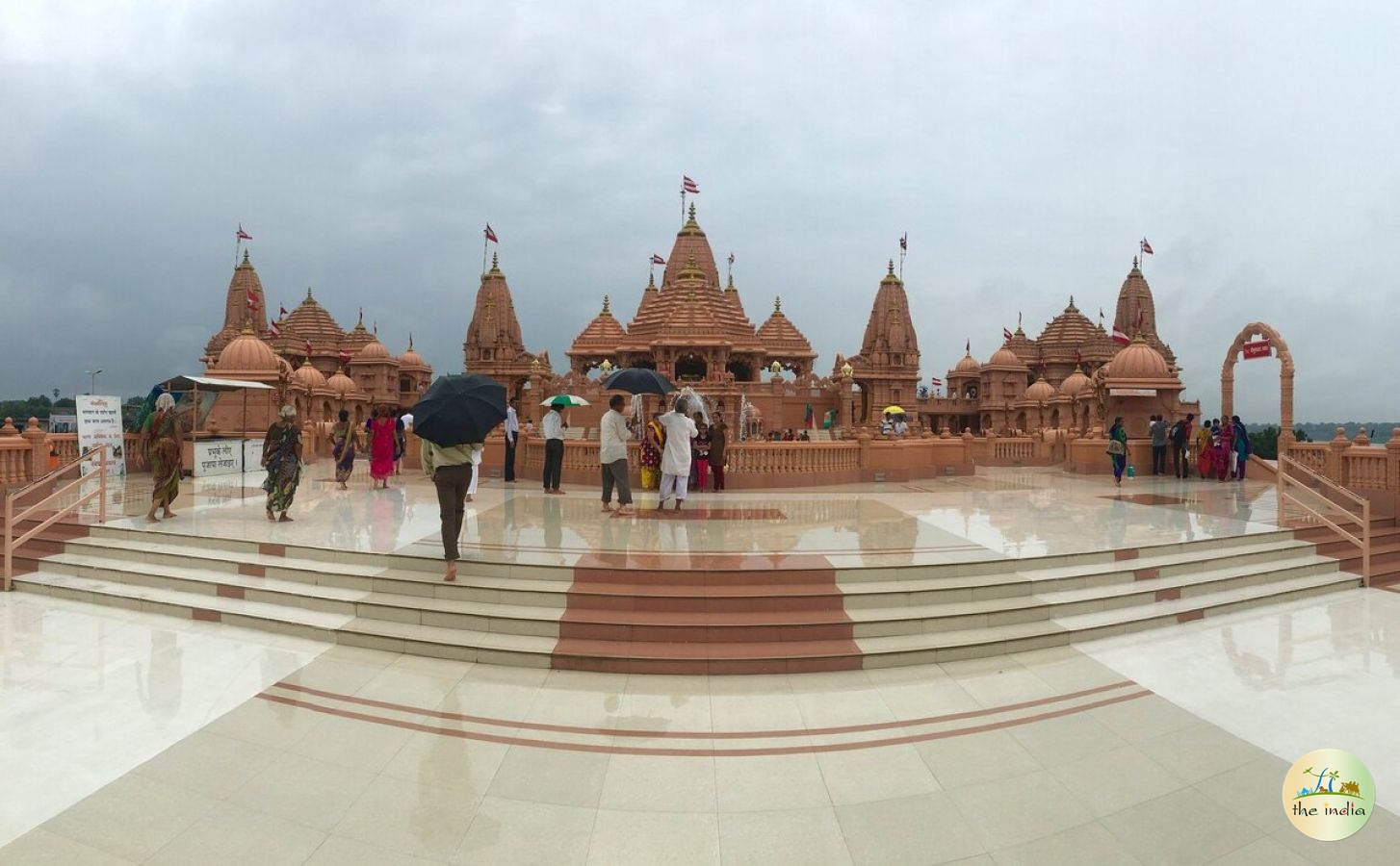 Nilkanth Dham Poicha Swaminarayan Temple Vadodara