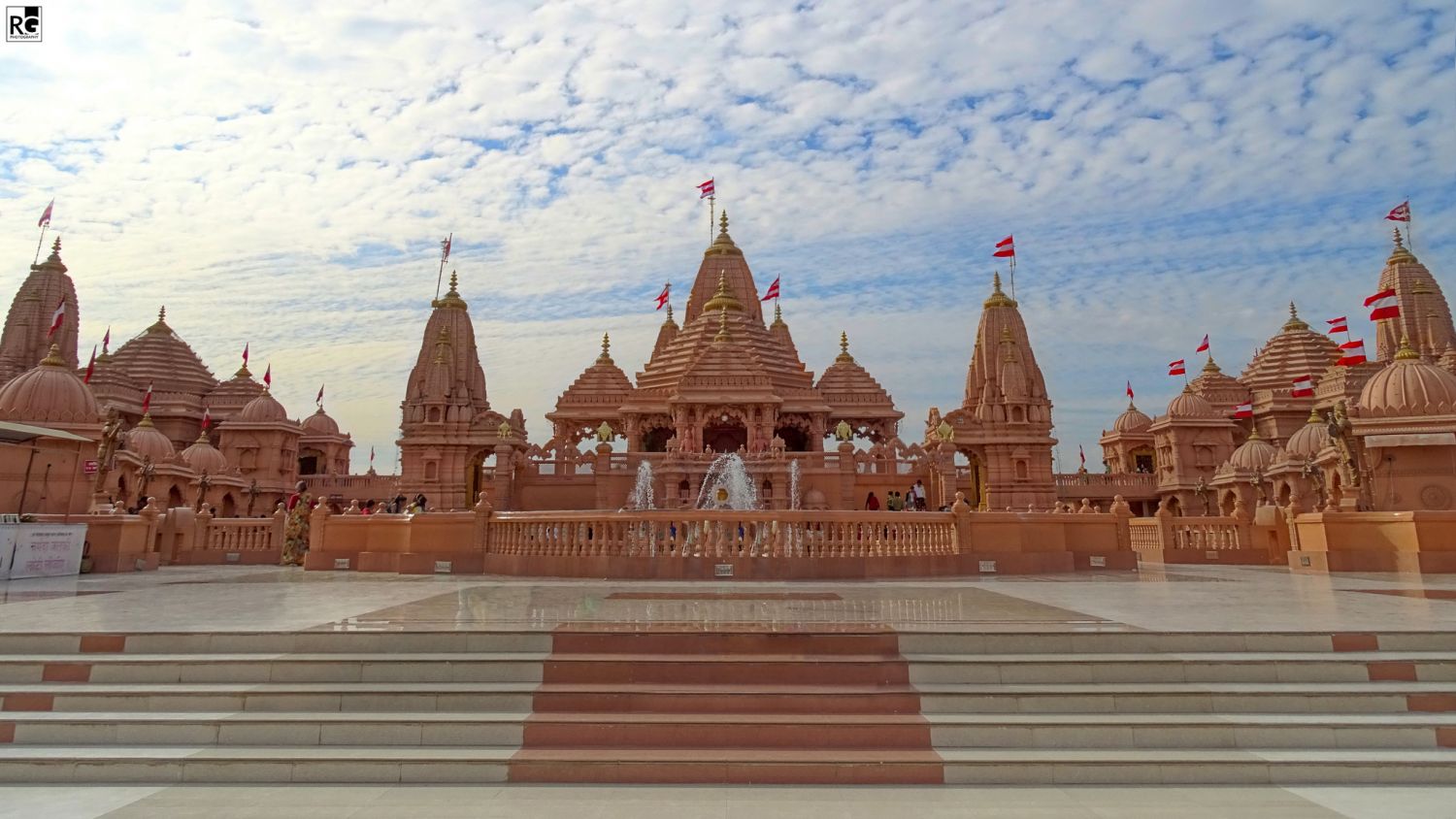 Nilkanth Dham Poicha Swaminarayan Temple Vadodara