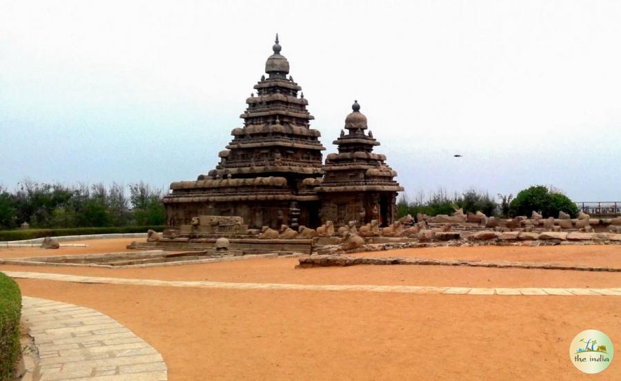 The historic town of Mahabalipuram, Echoes of Bygone Era & a Feeling HOLD ME